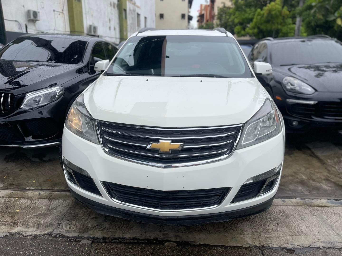 jeepetas y camionetas - CHEVROLET TRAVERSE LTZ 2014