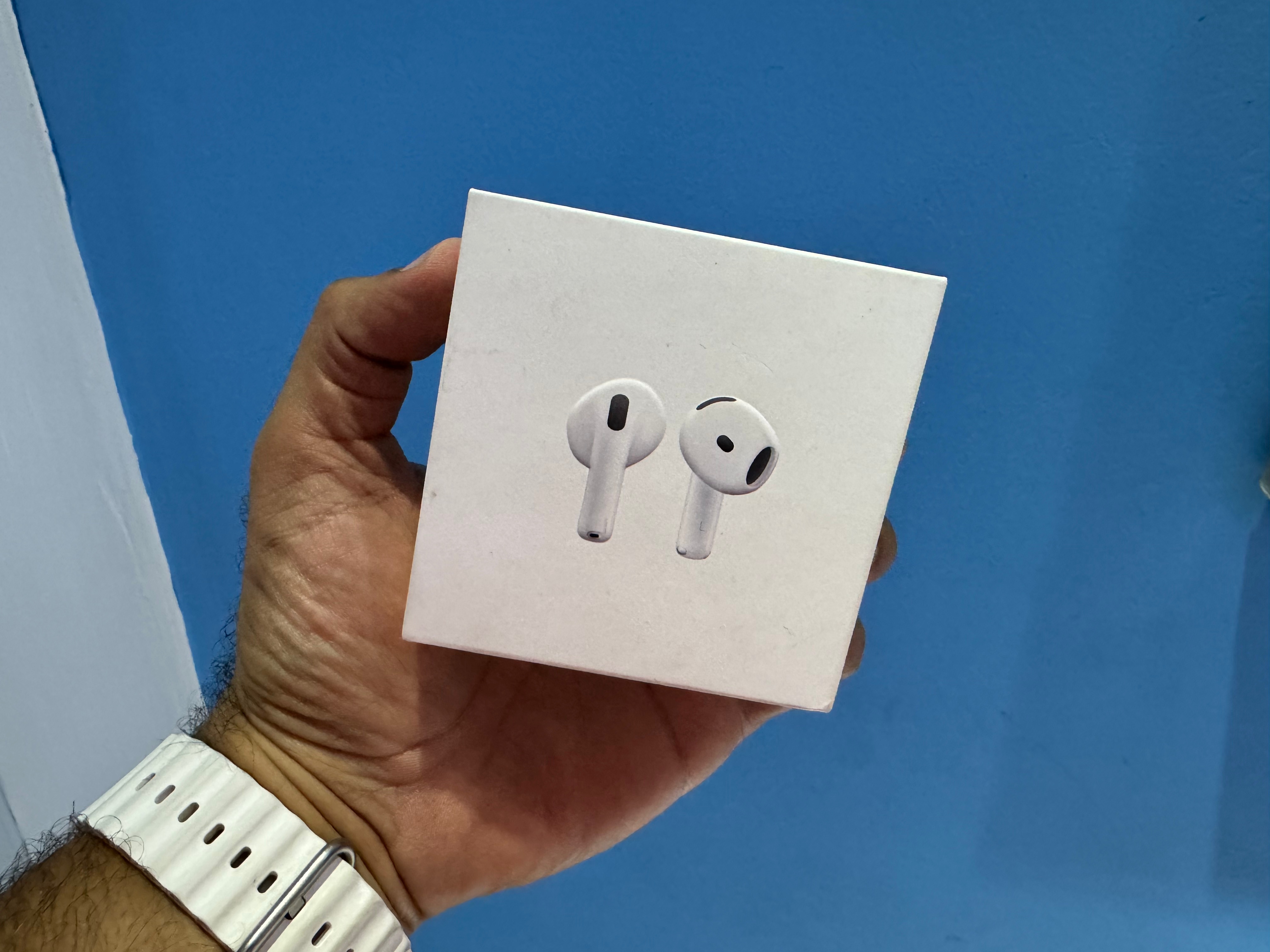 camaras y audio - Airpods Series 4 Cancelación de Sonido,RD$ 12,500  0