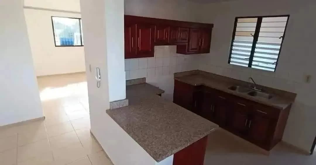 apartamentos - rento 3er piso cerro de gurabo calle 8  8