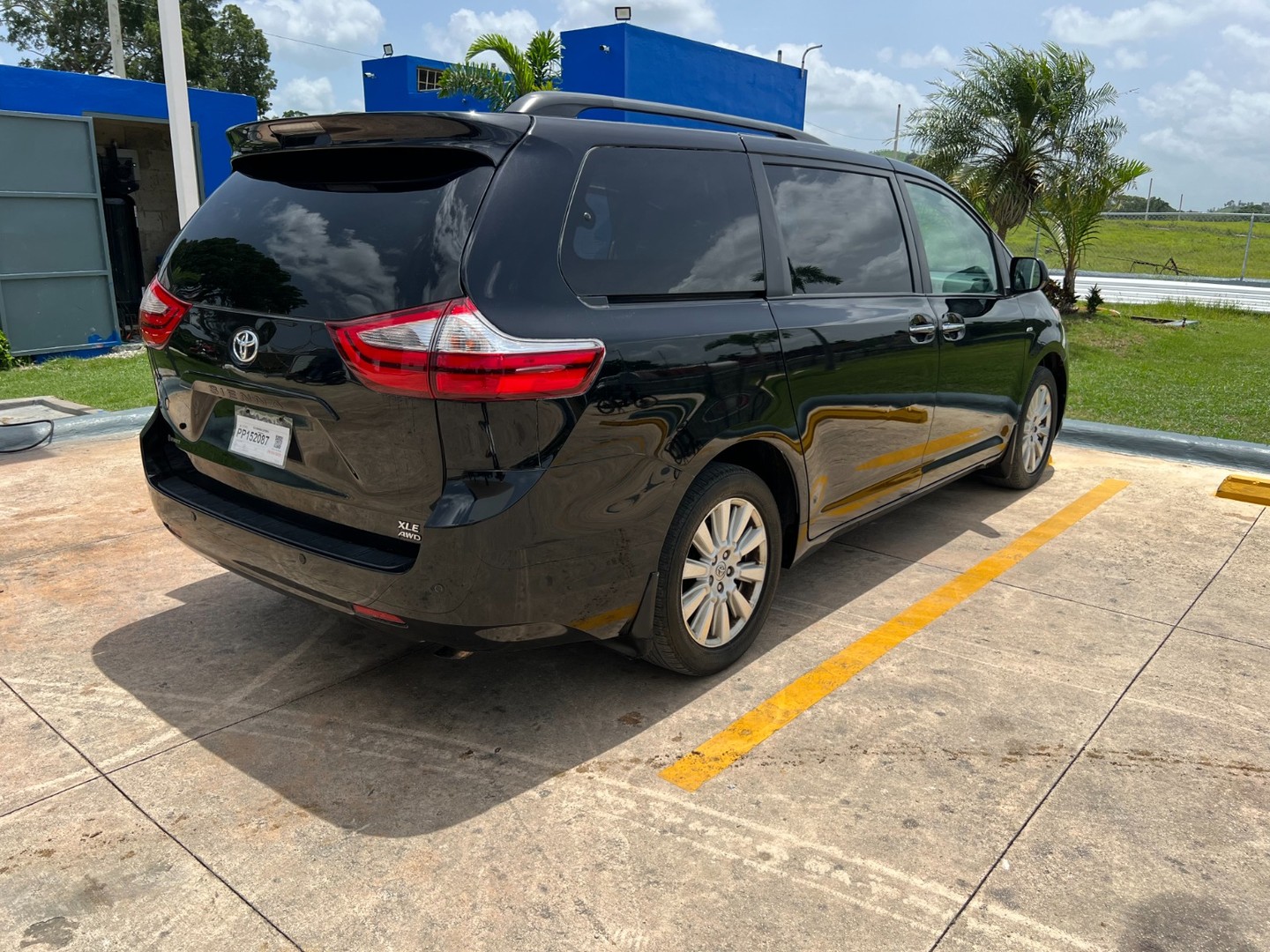 jeepetas y camionetas - TOYOTA SIENNA  2017.                     7