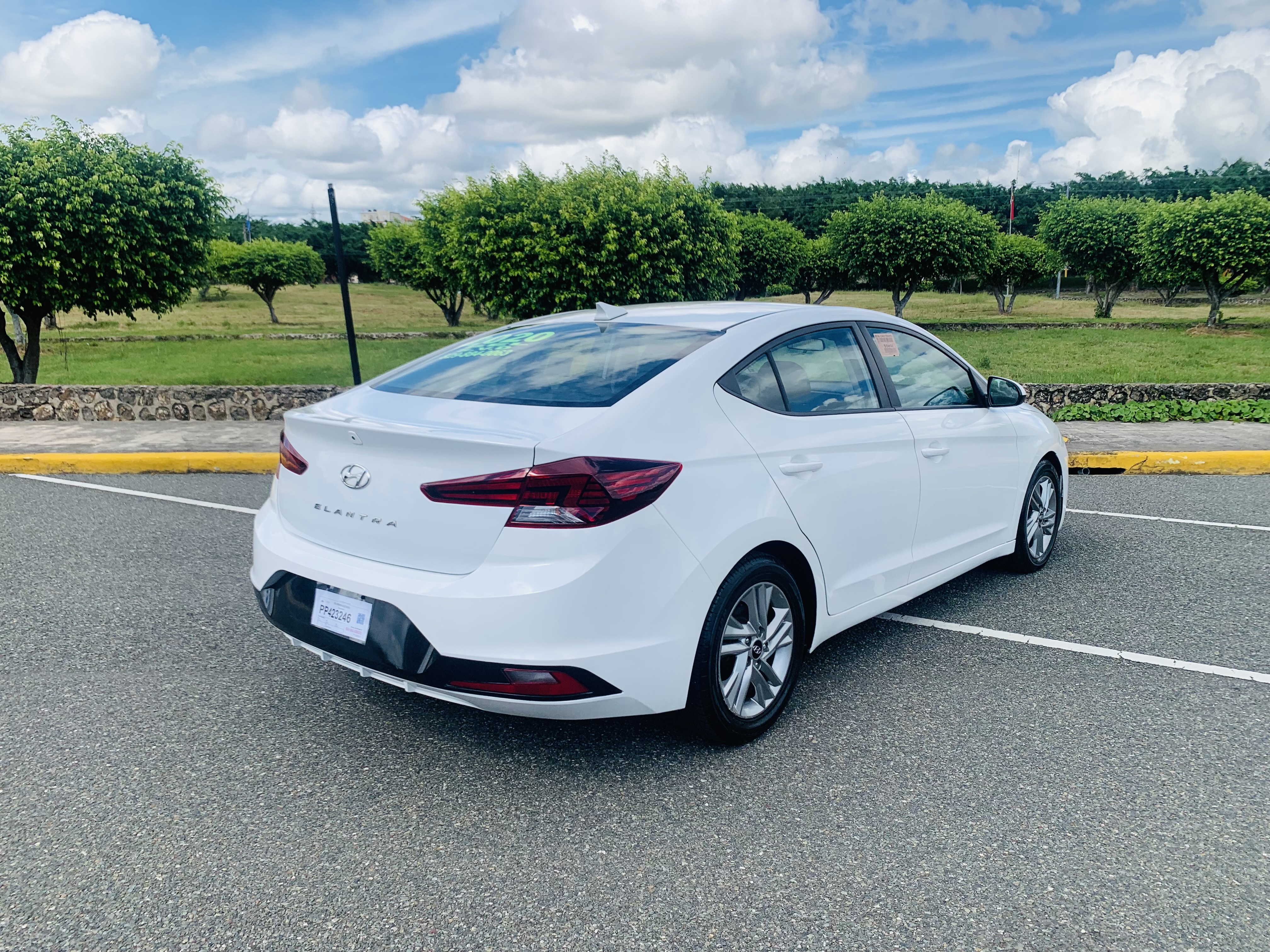 carros - Hyundai Elantra 2020  6