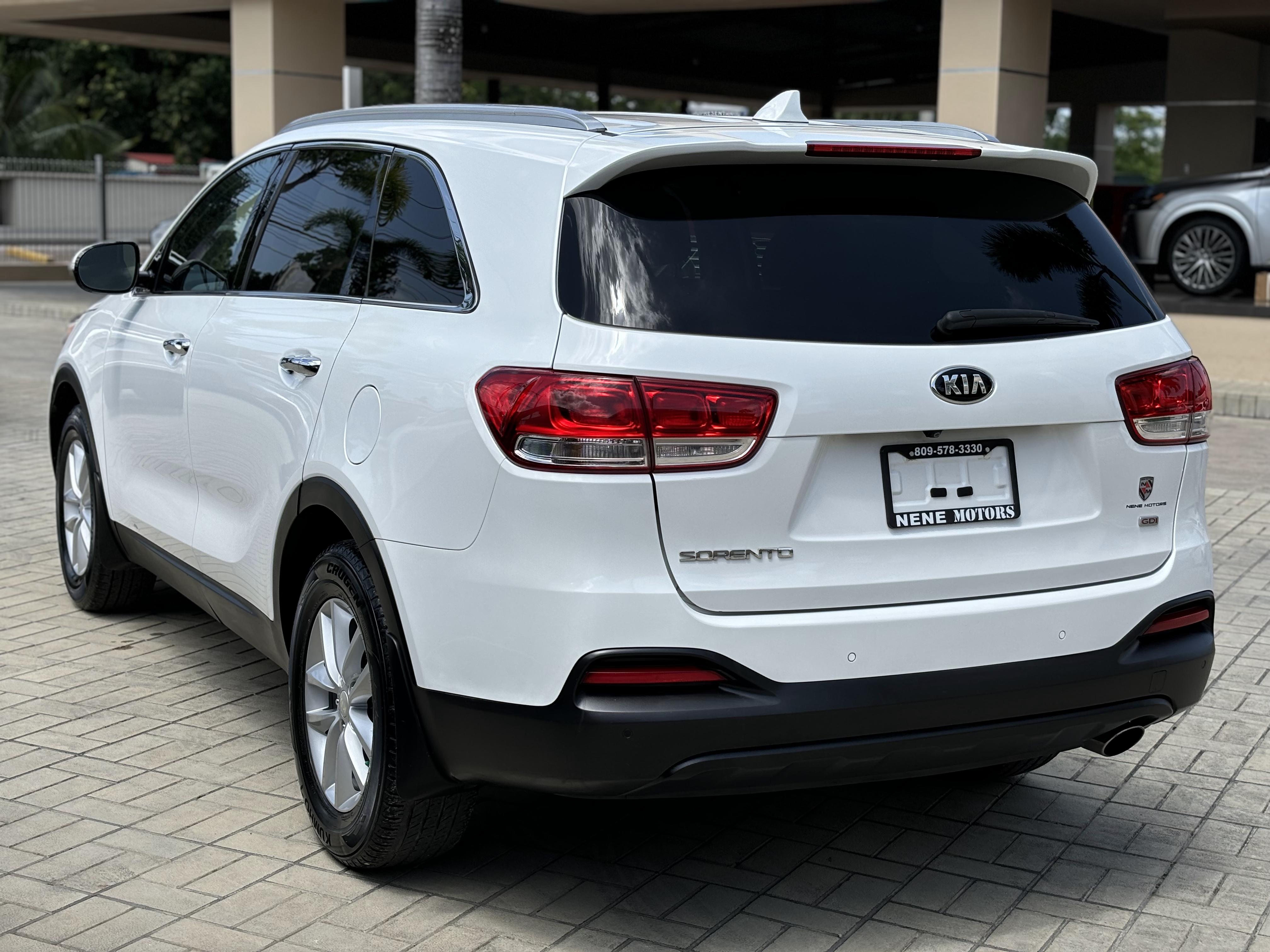 jeepetas y camionetas - Kia Sorento año 2016 Recién Importada. 3