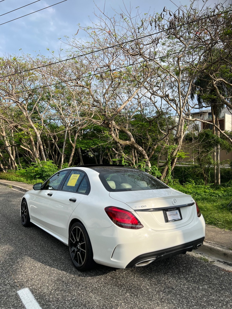 carros - Mercedes Benz C300 2020 paquete AMG oportunidad  2