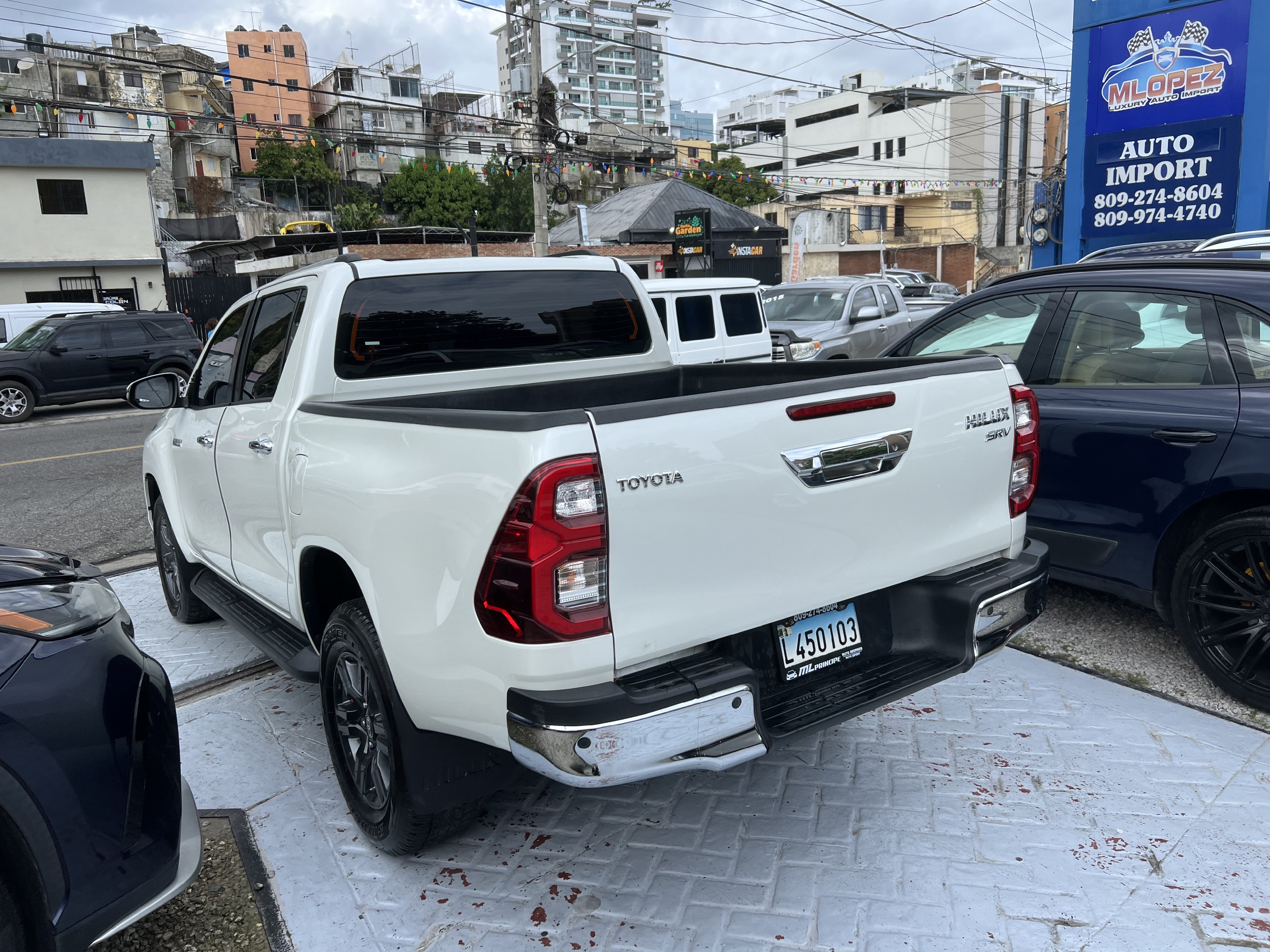 jeepetas y camionetas - Toyota Hilux SRV 2022 4x4 5