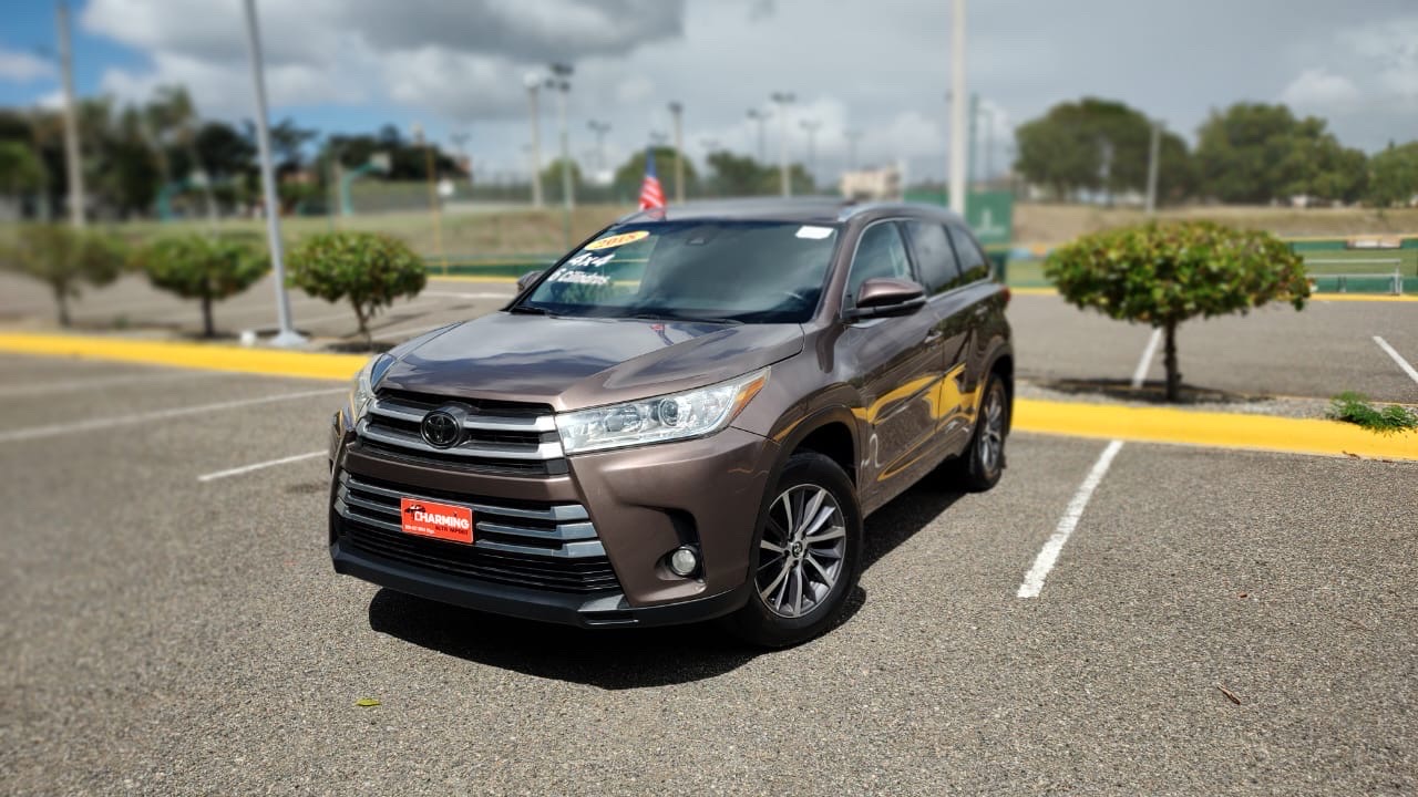 jeepetas y camionetas - Toyota Highlander 2018 XLE recién llegada  1