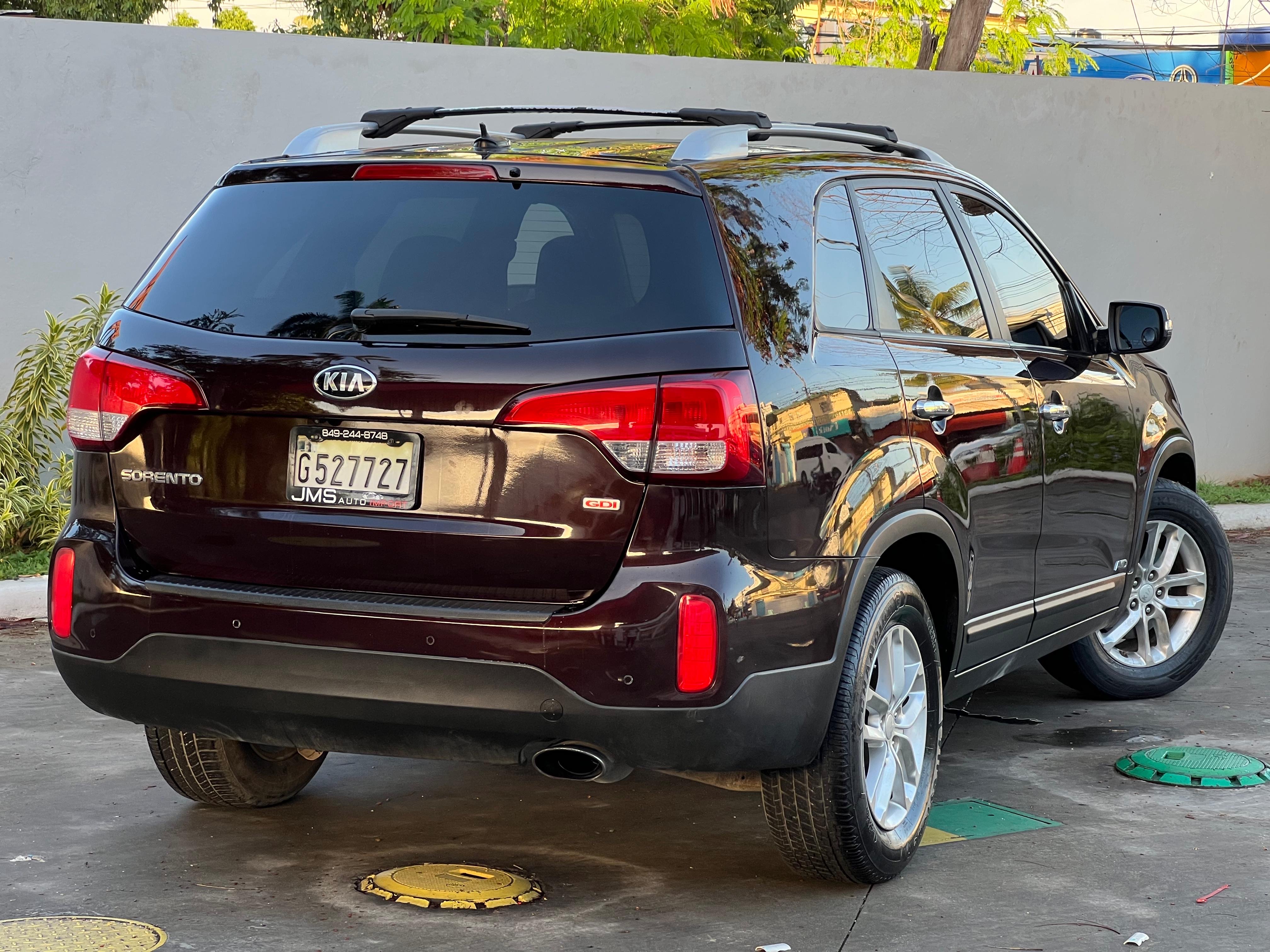 jeepetas y camionetas - KIA SORENTO LX AÑO 2015 CLEAN CARFAX 3