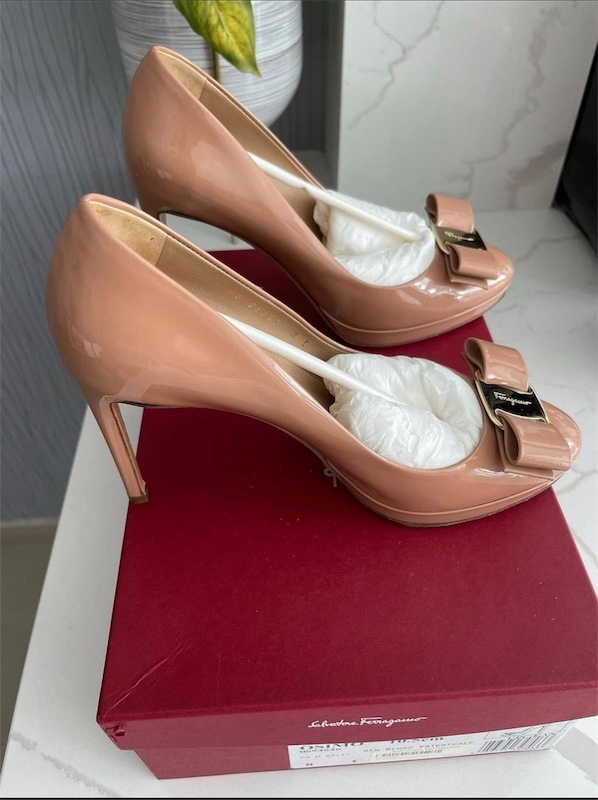 zapatos para mujer - Zapatos Ferragamos beige