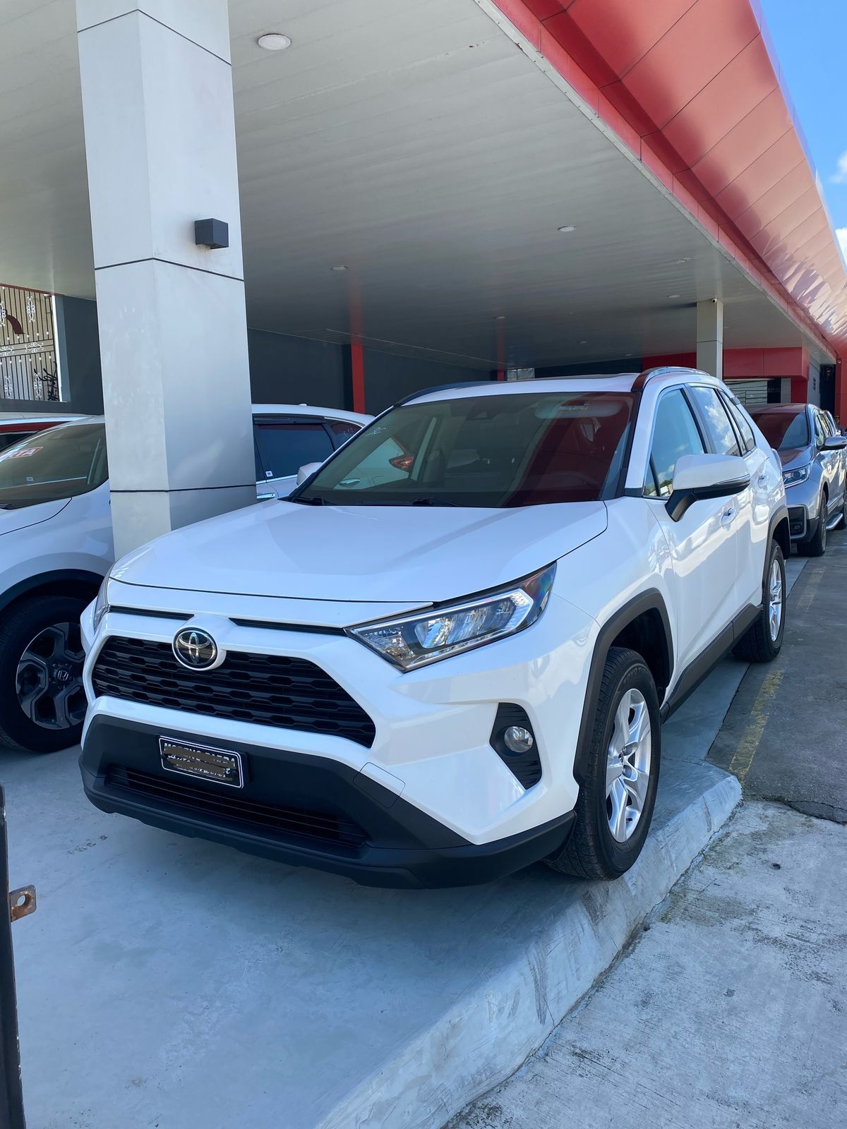 jeepetas y camionetas - 2019 Toyota Rav4 XLE 4x4 