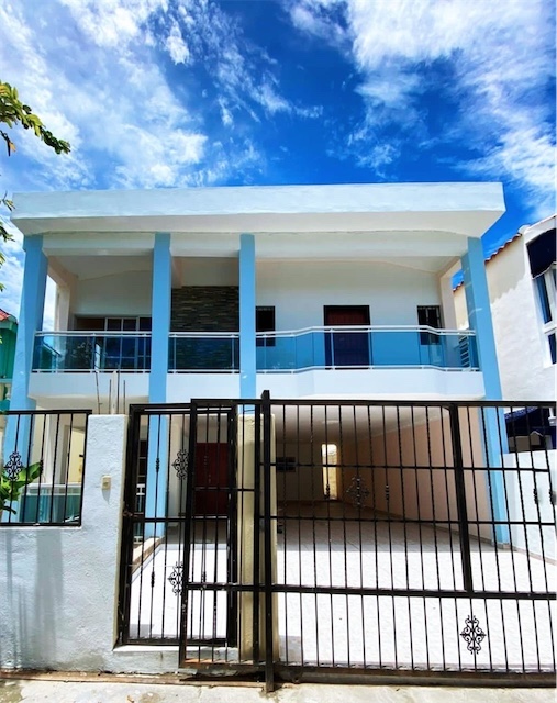 casas - Venta de casa en la autopista de san Isidro prado oriental Santo Domingo este