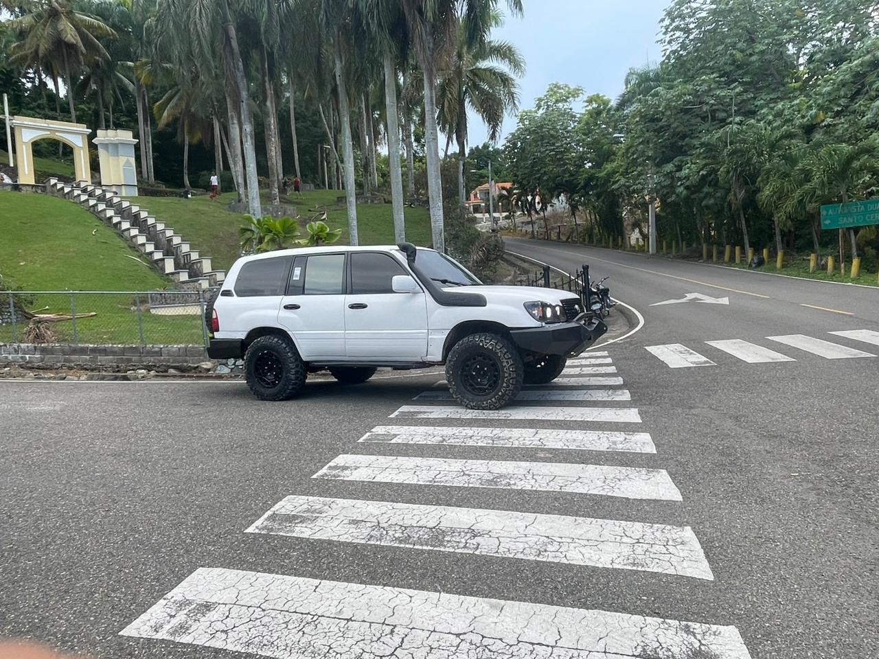 jeepetas y camionetas - lexus lx 470 2000 3