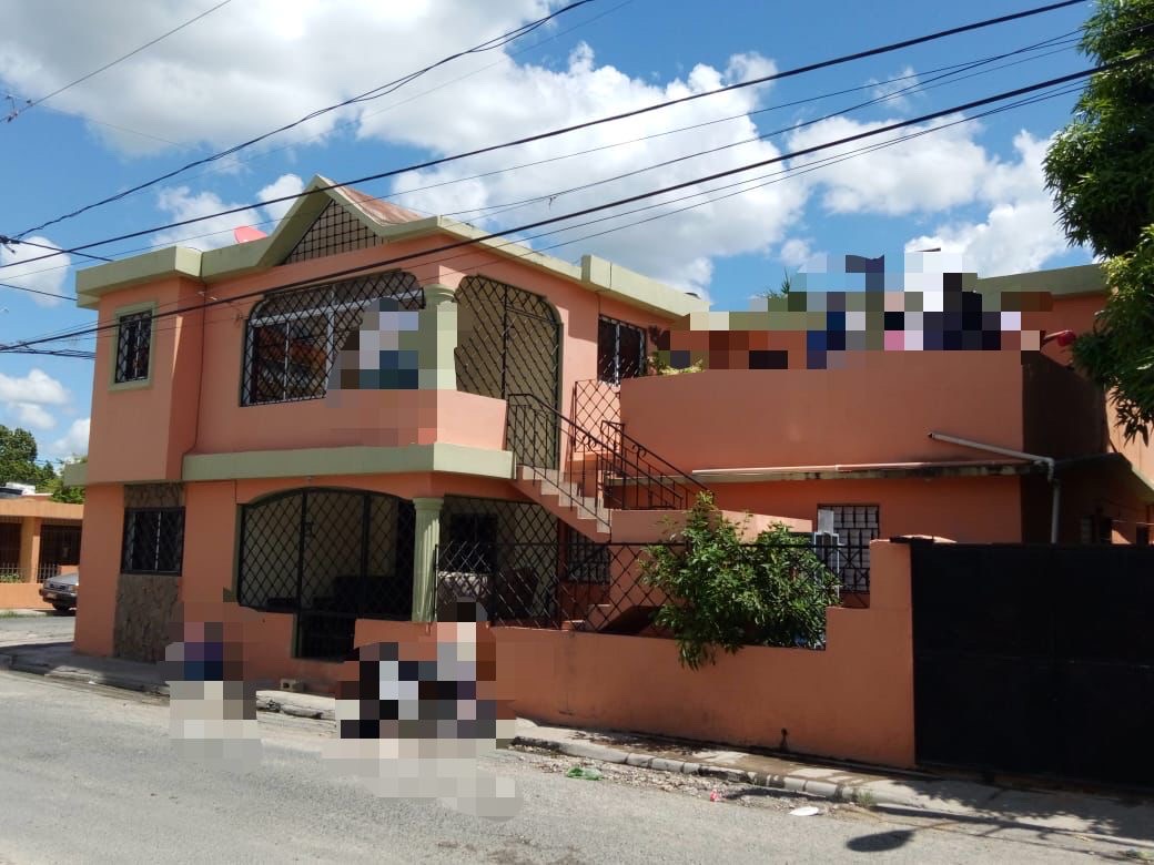 otros inmuebles - Vendo Edificio De Esquina, En La Romana, Quisqueya 1