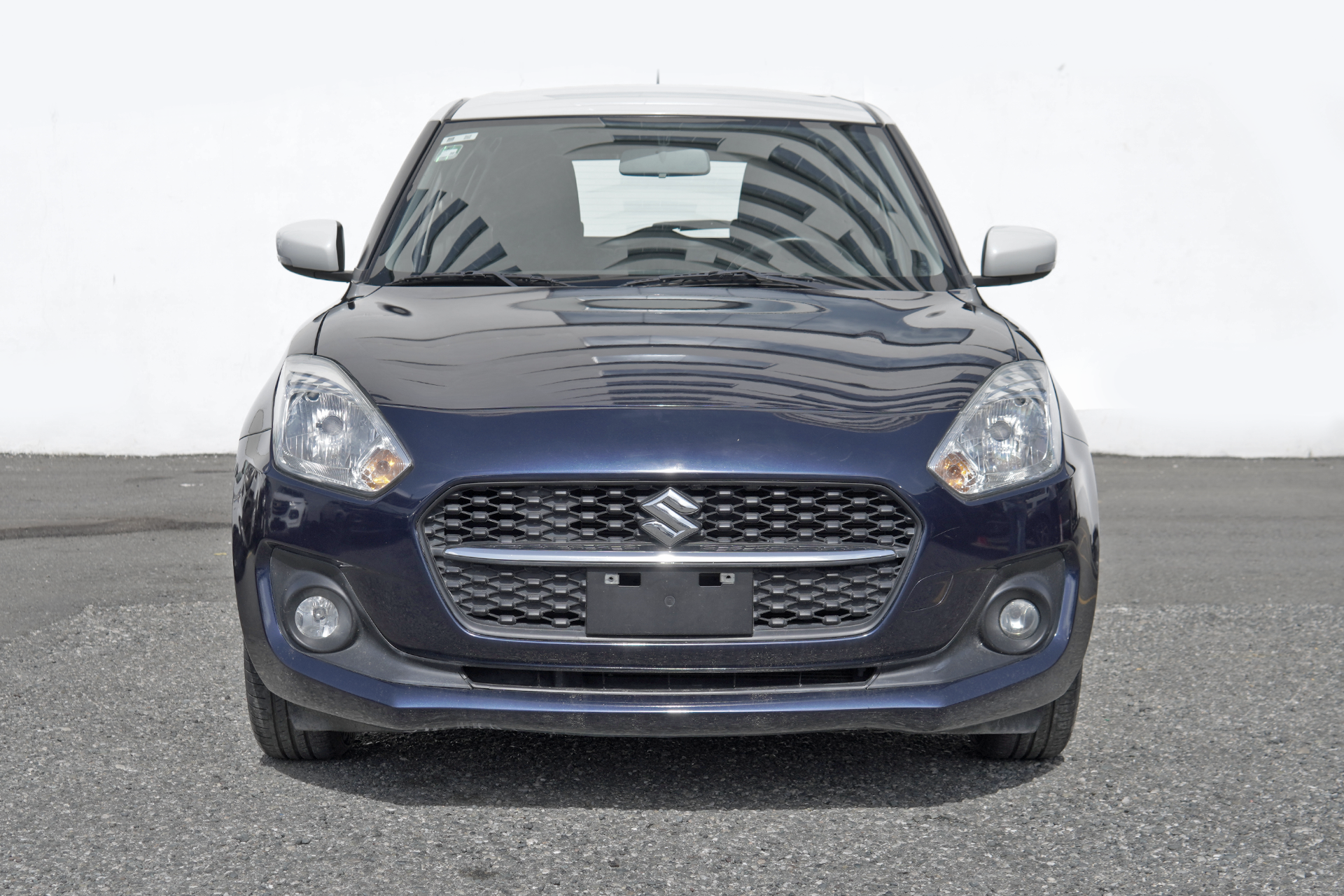 carros - Suzuki Swift GL+ 2022 4