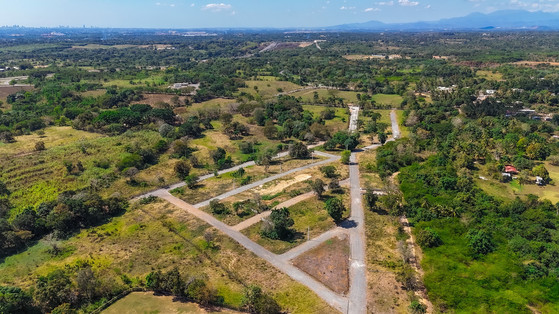 solares y terrenos - 🏡 ¡Construye tu sueño en Prados de Dajao! 🏡
