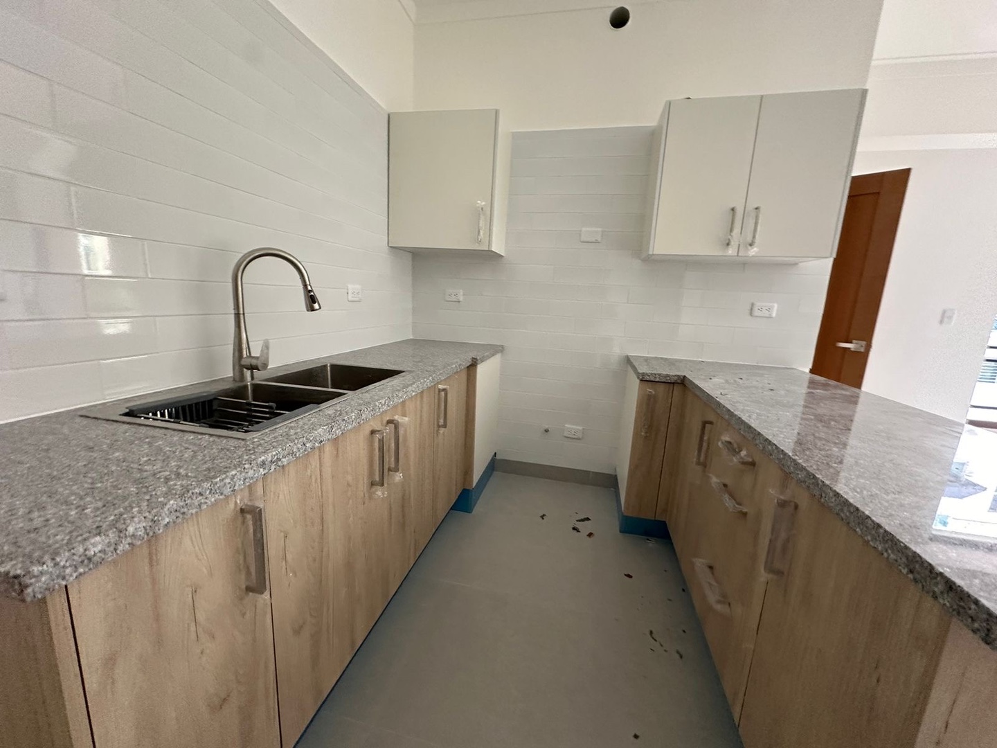 apartamentos - Vendo nuevo mirador norte tres habitaciones con su baño tres parqueos techados p 4