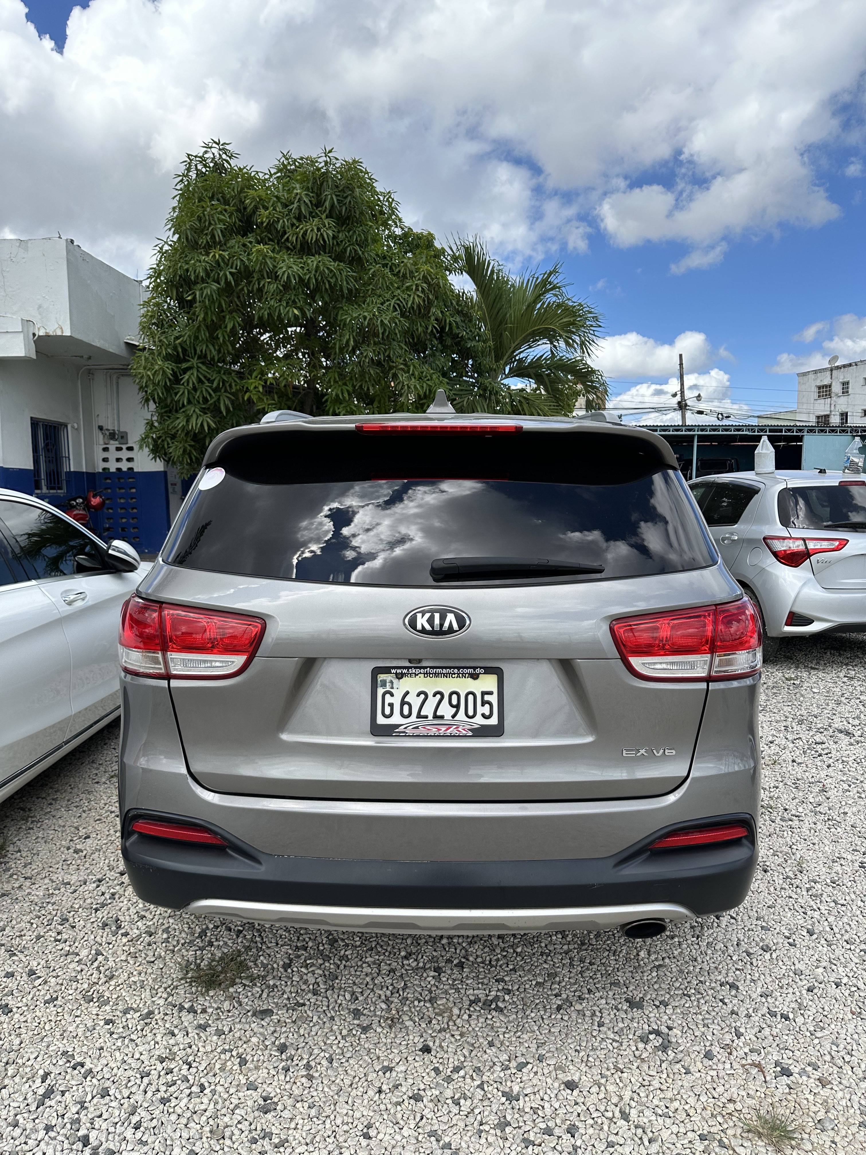 jeepetas y camionetas - KIA SORENTO EX-V6 2016  4