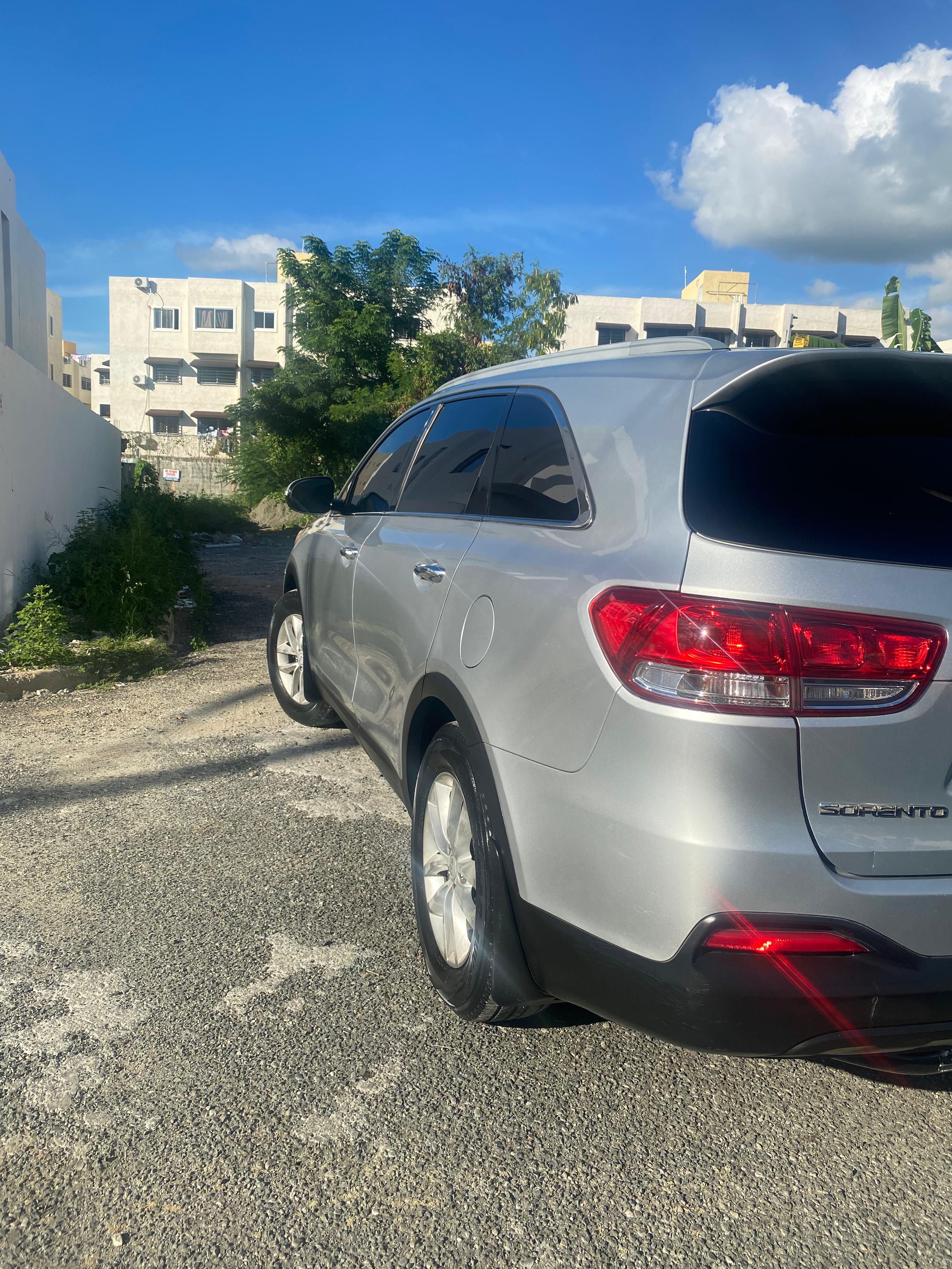 jeepetas y camionetas - Kia Sorento 2016 1