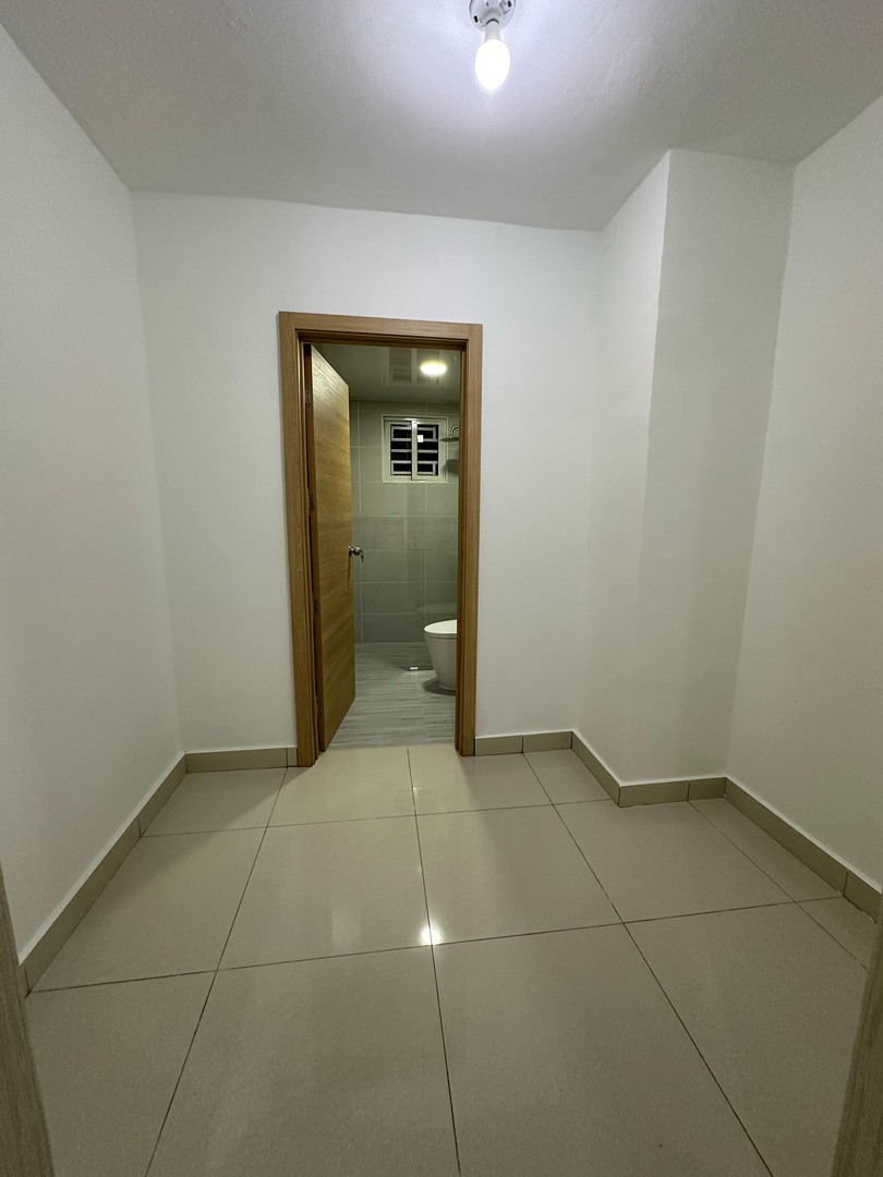 apartamentos - Vendo apartamento ubicado a solo 5 minutos del aeropuerto internacional de las 