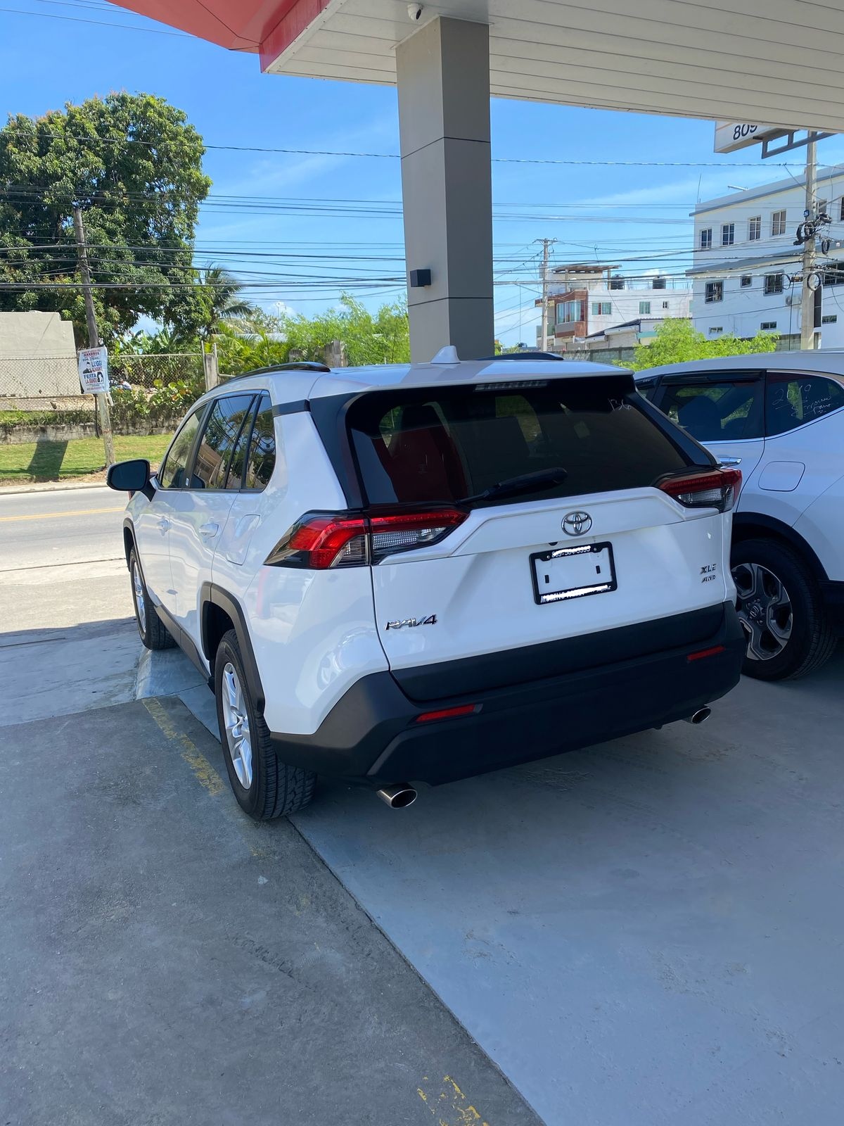 jeepetas y camionetas - 2019 Toyota Rav4 XLE 4x4  1