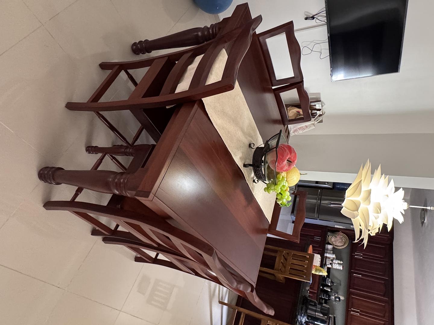 muebles y colchones - Comedor de 6 sillas- 100% Caoba