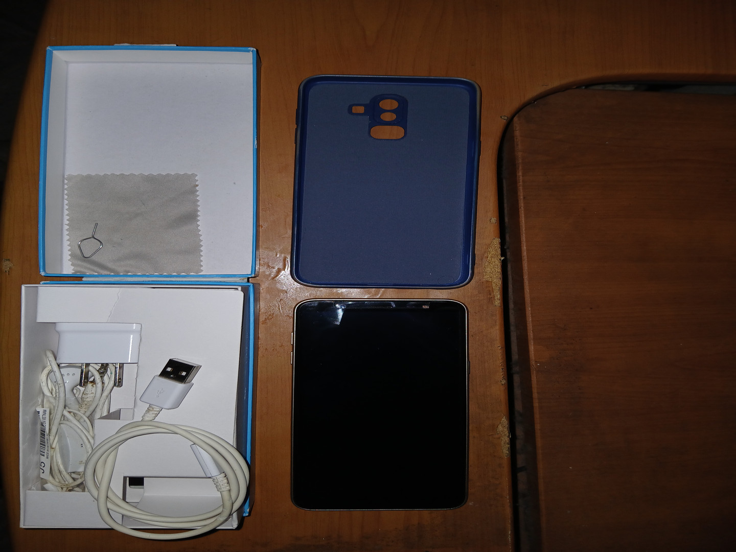 celulares y tabletas - Vendo Samsung Galaxy J8 2