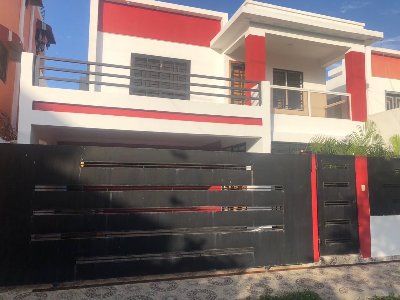 casas - venta de casa en la autopista de san Isidro brisa oriental 