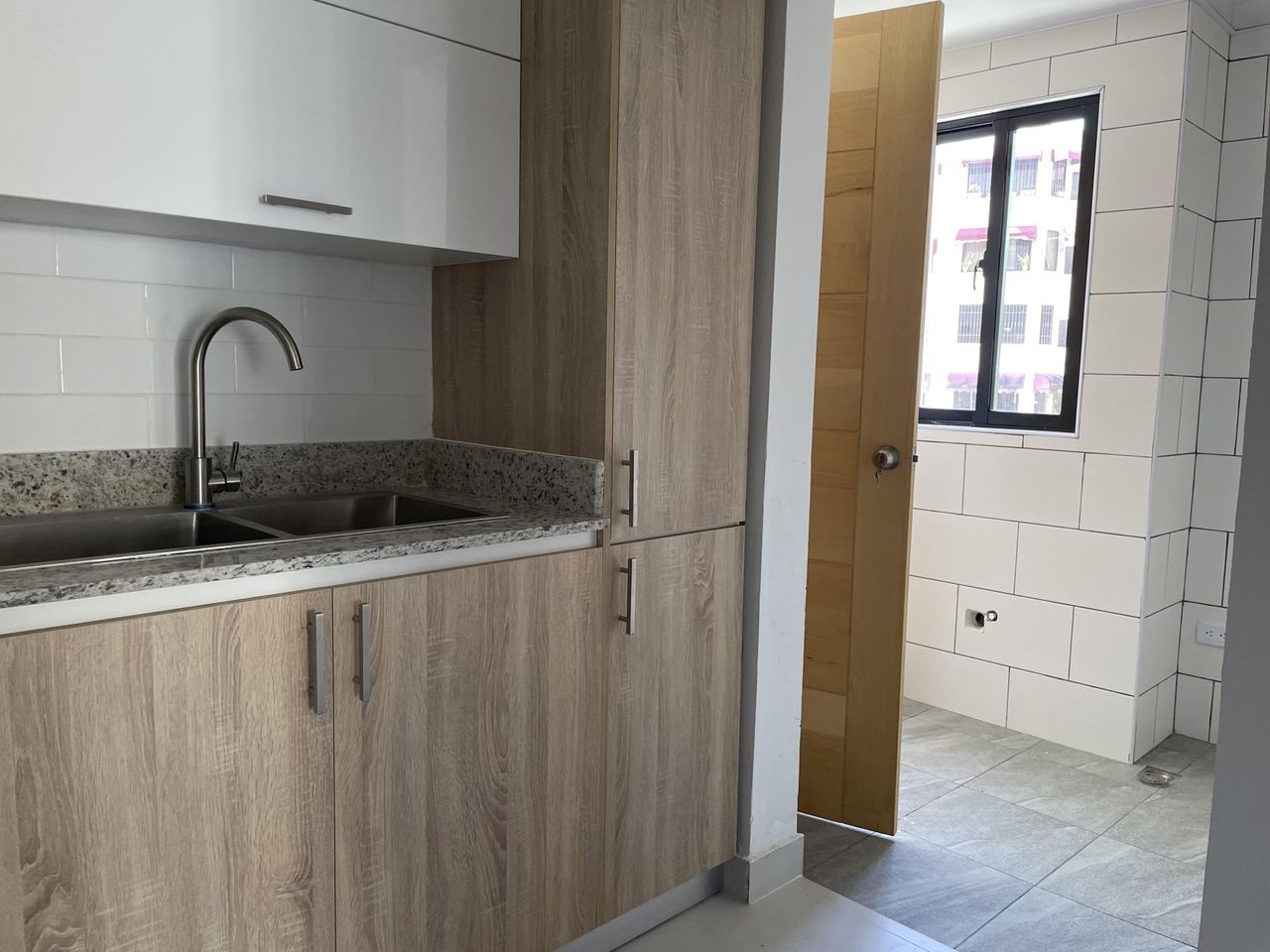 apartamentos - Venta de apartamento en el Millón USD 215,000  1