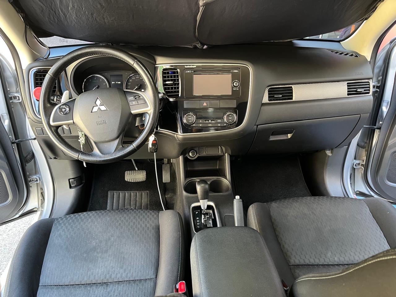 jeepetas y camionetas - Mitsubishi Outlander 2015  8