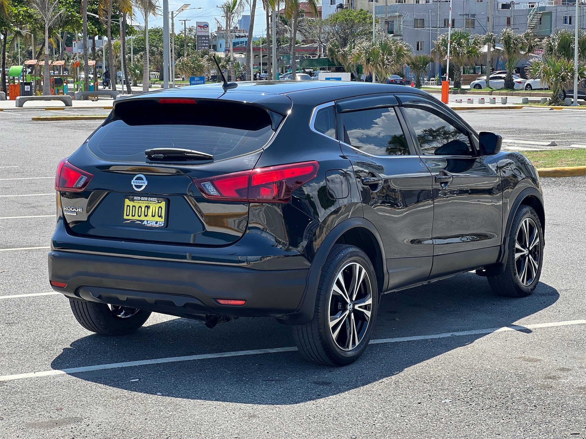 jeepetas y camionetas - Nissan Rogue Sport 2018 (Recién Importada) 4