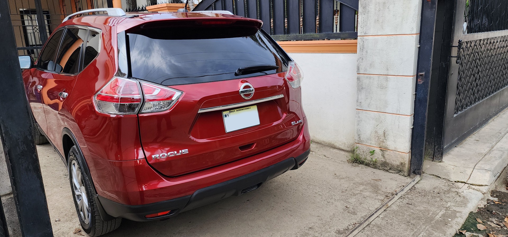 jeepetas y camionetas - Nissan Rogue SL 2015 6