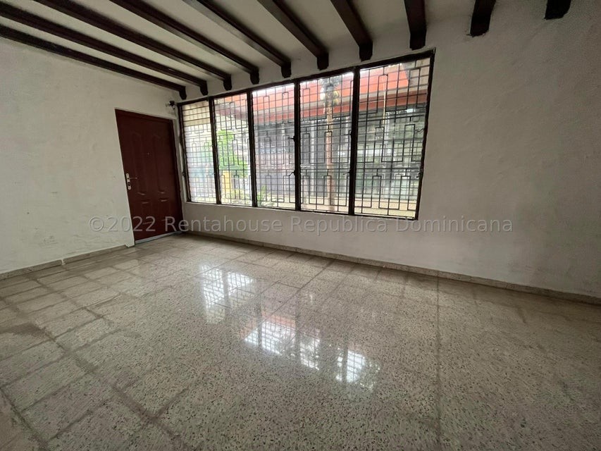 oficinas y locales comerciales - Casa comercial en alquiler #22-577 ideal para oficinas, 4 habitaciones, 40 puest 7