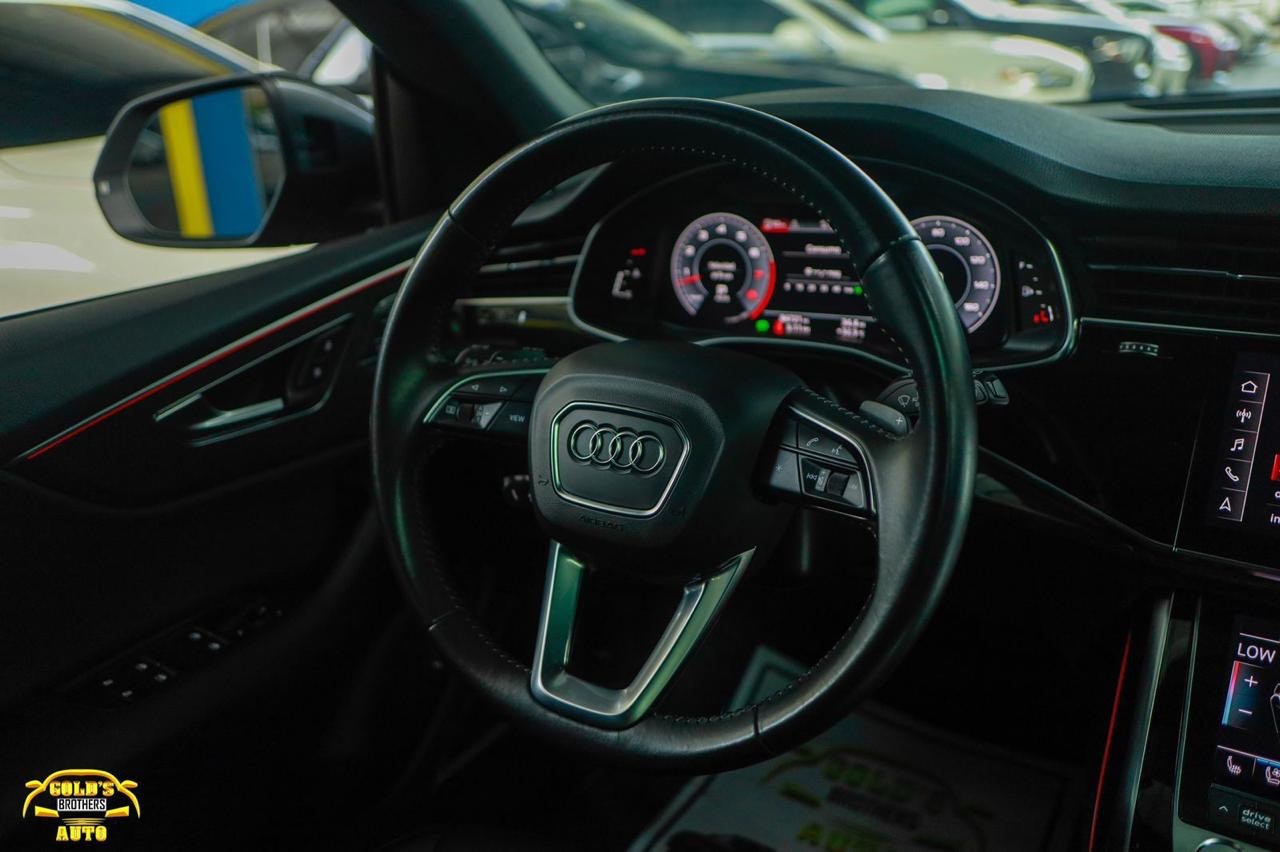 jeepetas y camionetas - Audi Q8 Premium Plus S-Line 2019 Clean Carfax 7