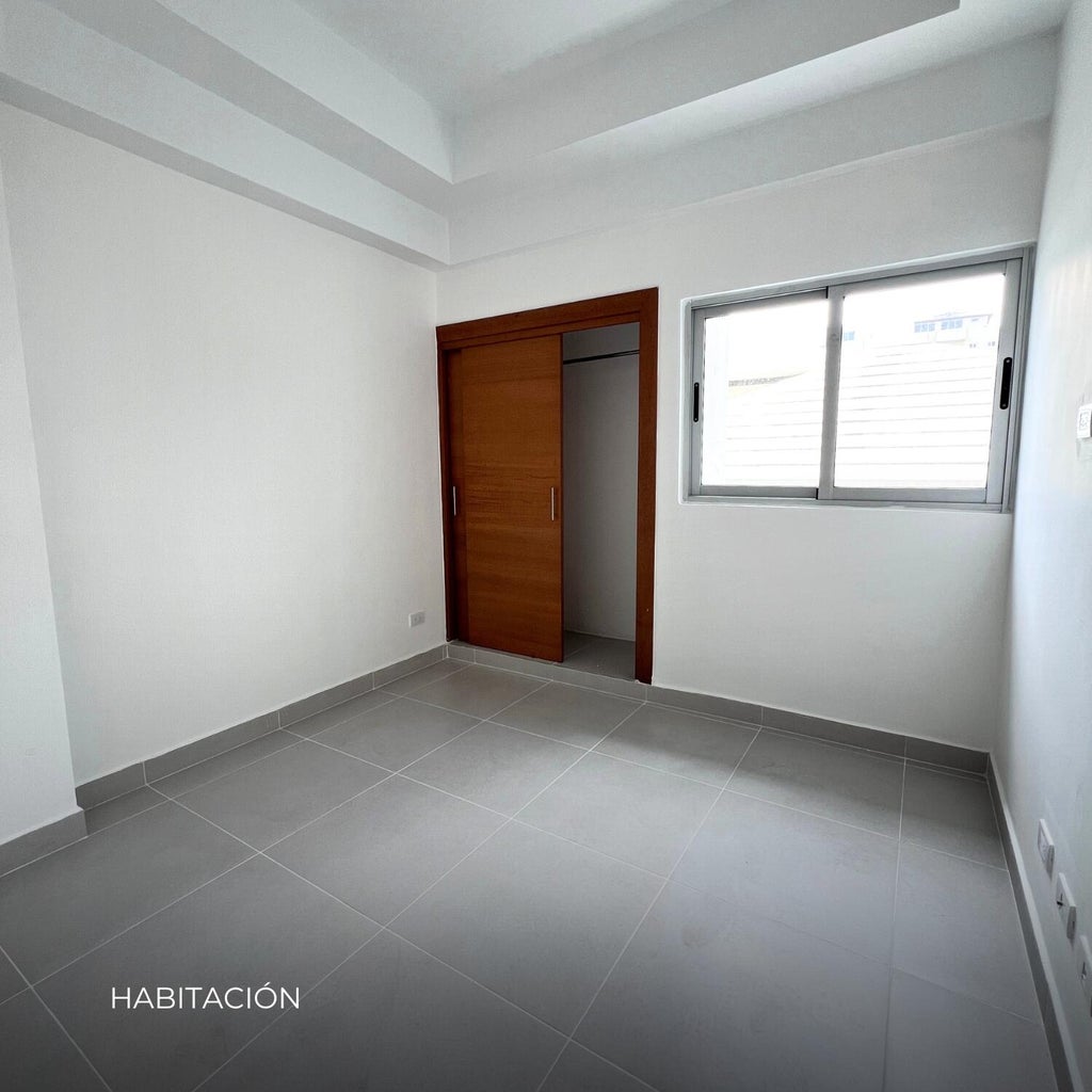 apartamentos - Apartamento en Alquiler en Evaristo Morales  4