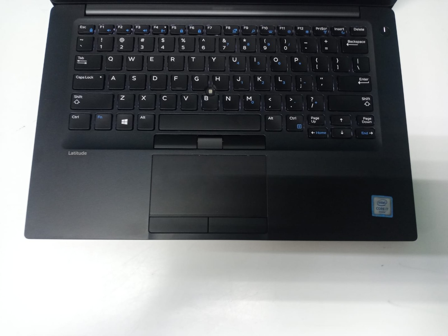 computadoras y laptops - Laptop, Dell Latitude 7480 / 6th Gen, Intel Core i7 / 8GB DDR4 / 250GB SSD
 8