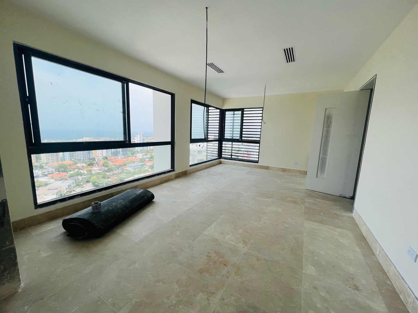 penthouses - Penthouse en Cacicazgos, 4 habitaciones, Estudio, Family Room, 6 parqueos  5