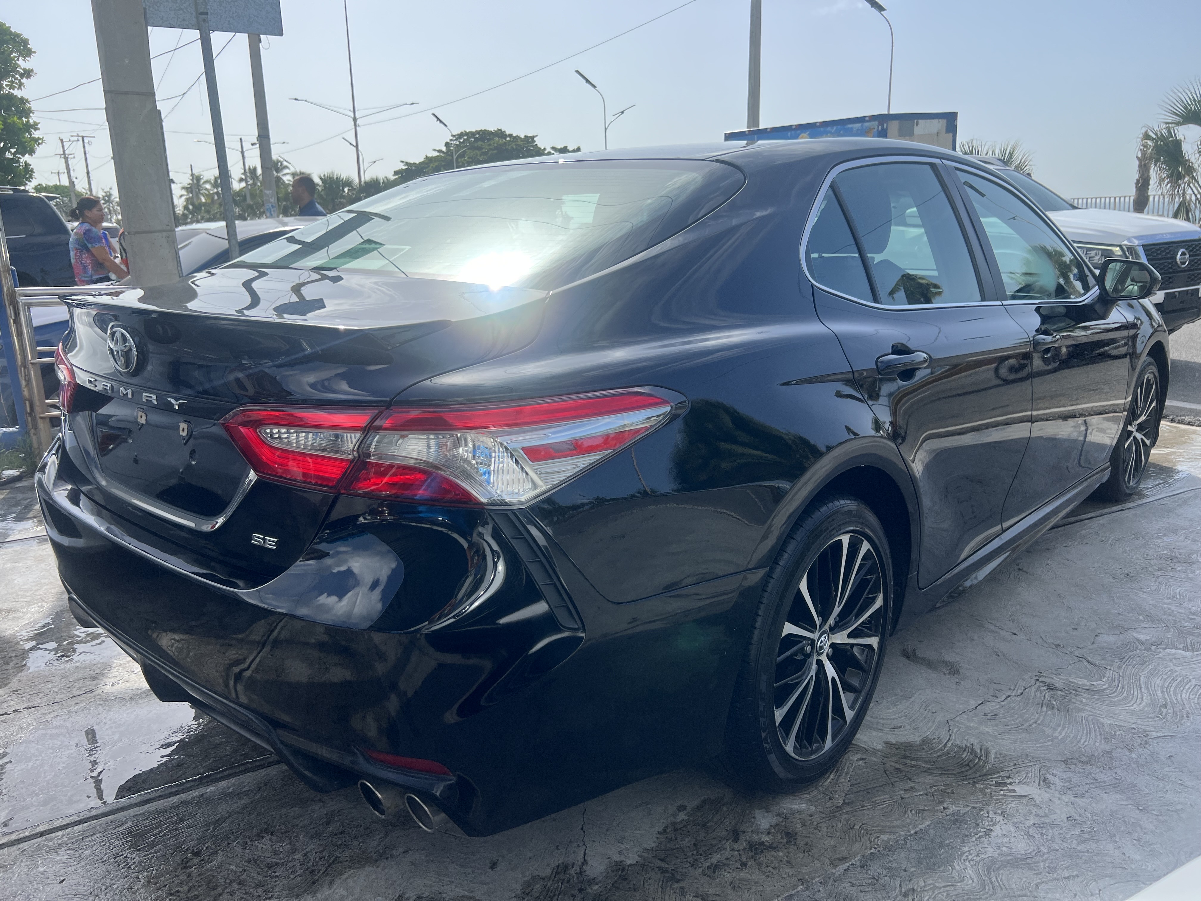 carros - Toyota Camry SE 2018 3