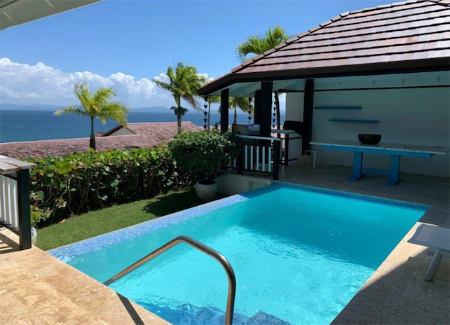 casas vacacionales y villas - Venta de Villa amueblada en puerto bahía samana con piscina zona turística 1