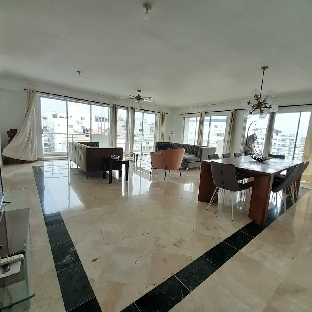 apartamentos - Penthouse en Venta en Evaristo Morales 0