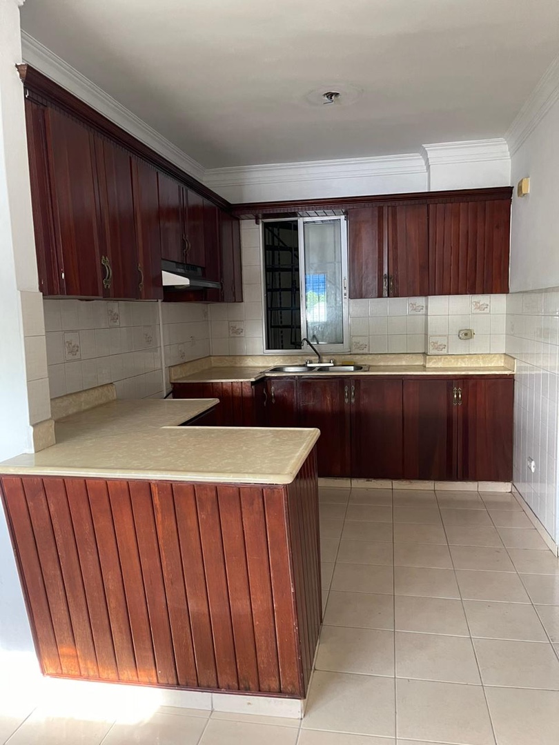 apartamentos - Vendo apto en el milloncito  135. Mts. 2 piso  3