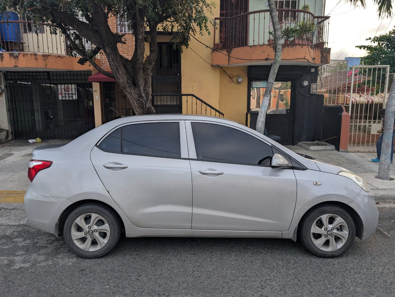 carros - hiunday grand i10 2018 3