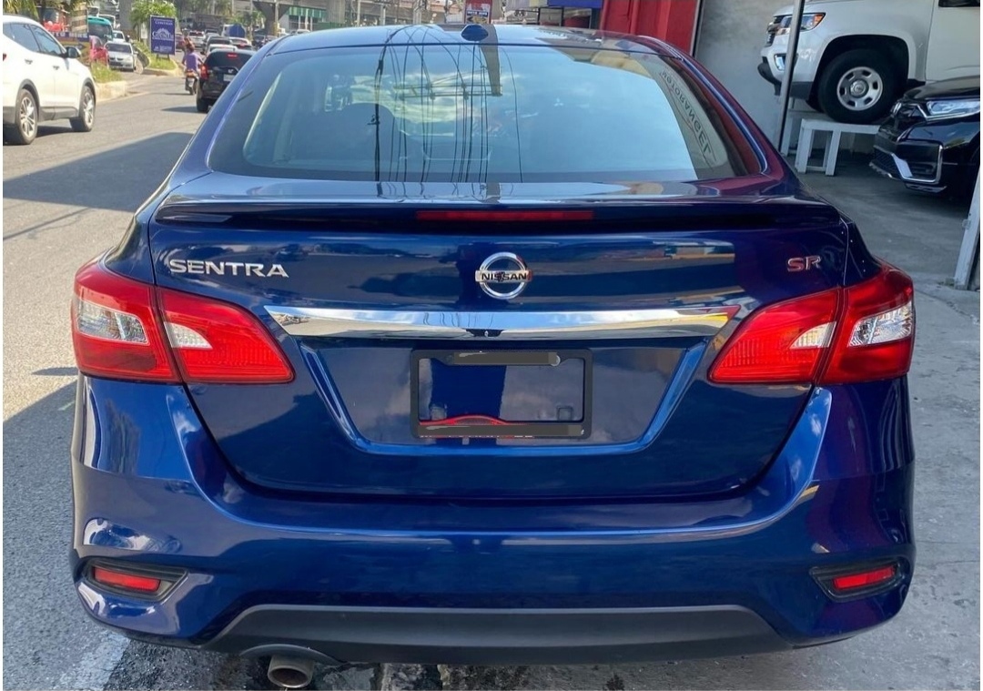 carros - 2019 Nissan Sentra SR  8