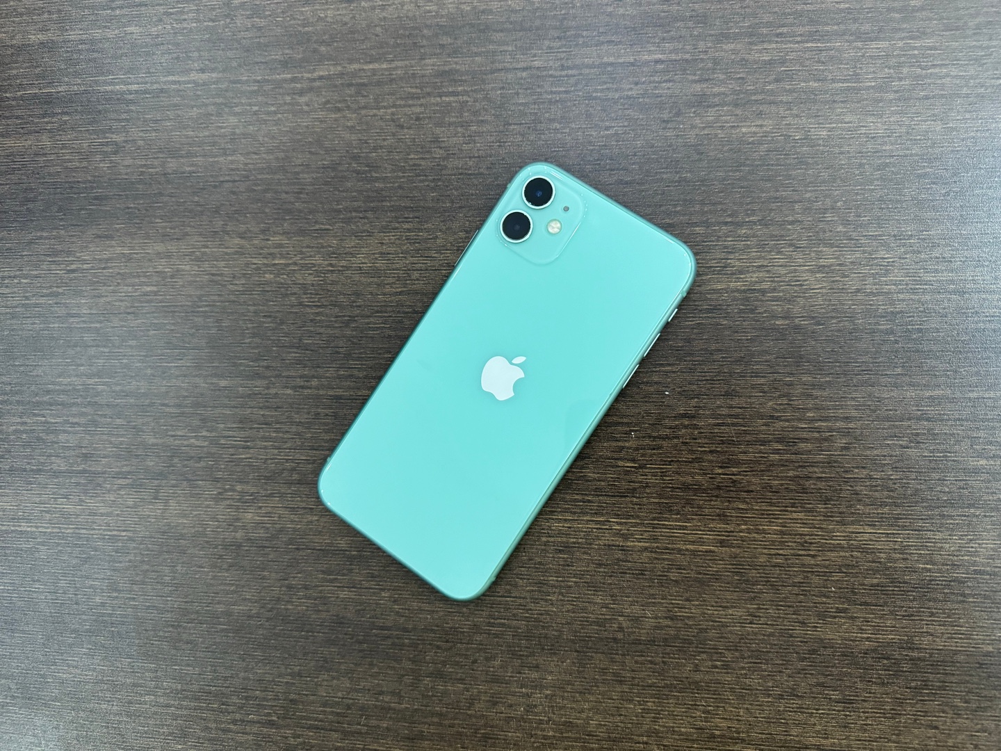 celulares y tabletas - iPhone 11 256GB Verde Usado, Desbloqueado, Garantia,  RD$ 19,500 NEG!!