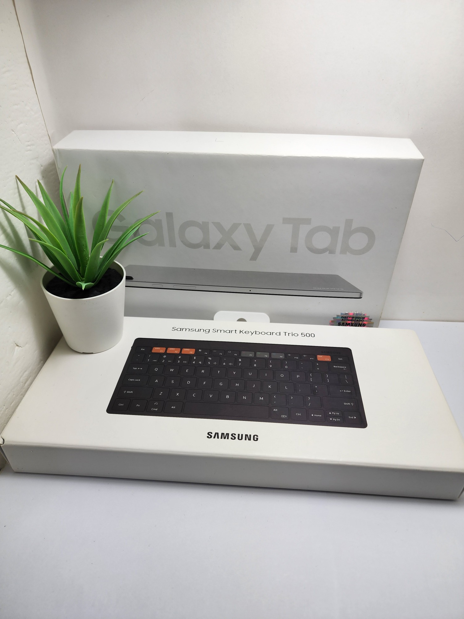 celulares y tabletas - Tablet Samsung Galaxy Tab A8 32GB 10.5 NUEVA SELLADA MAS TECLADO