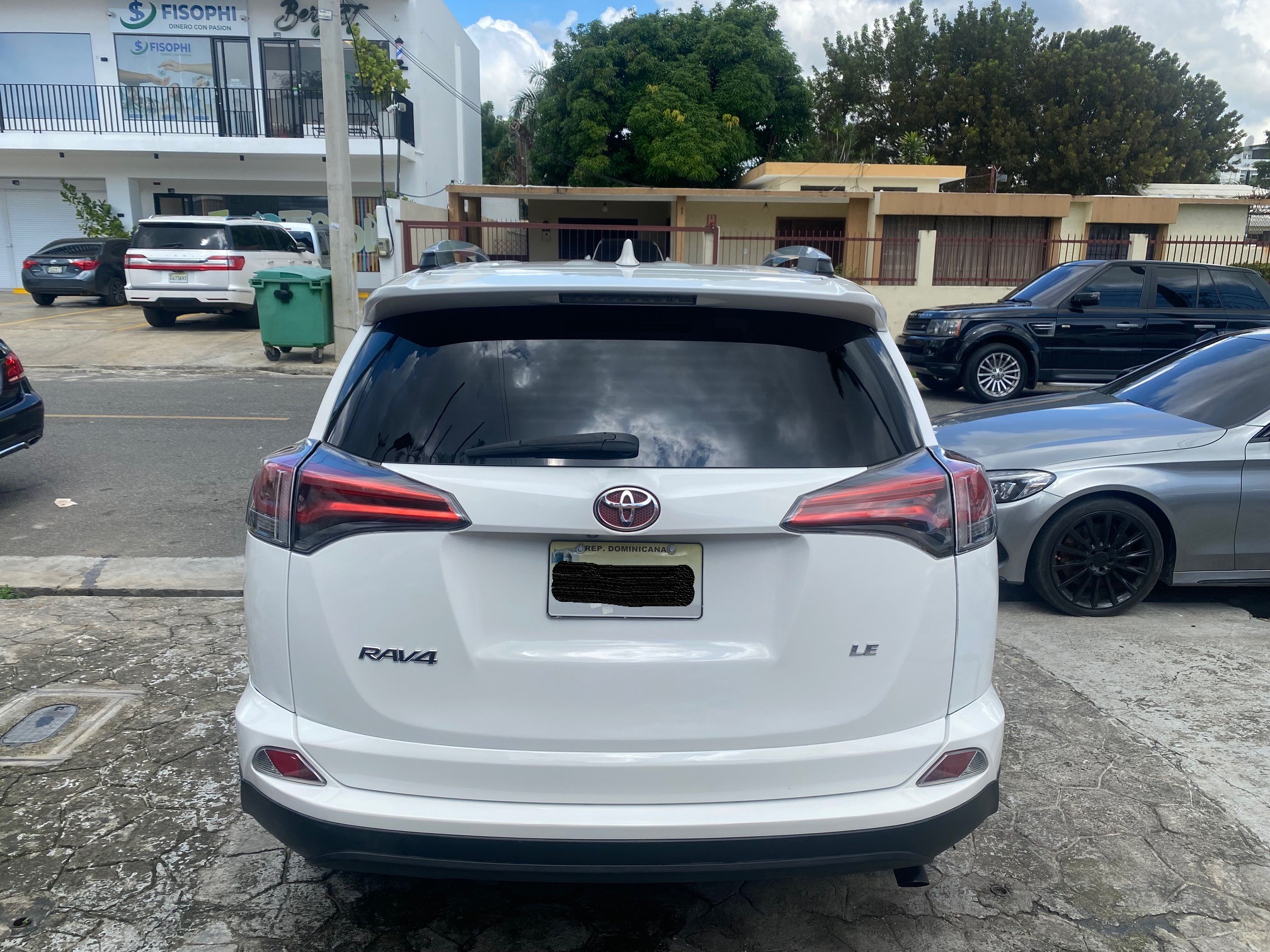 jeepetas y camionetas - Toyota Rav4 LE 2016 4