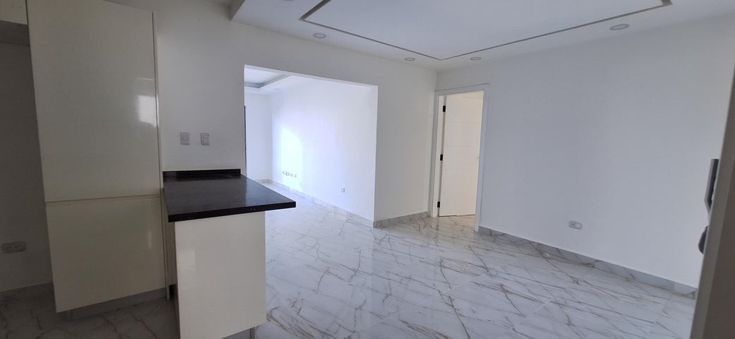 apartamentos - Apartamento en venta San Isidro Santo Domingo #24-422 tres dormitorios, 2 puesto 3