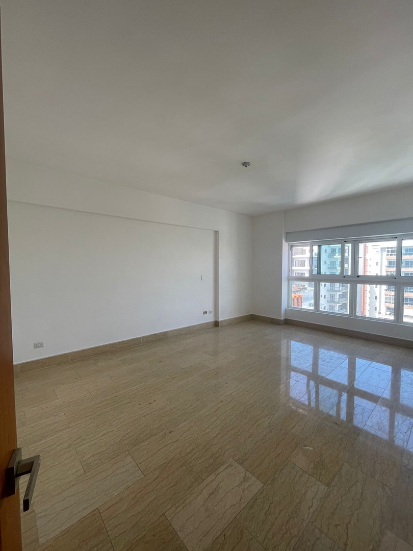 apartamentos - Apartamento en Venta con Linea Blanca, Ubicado en Bella Vista 7