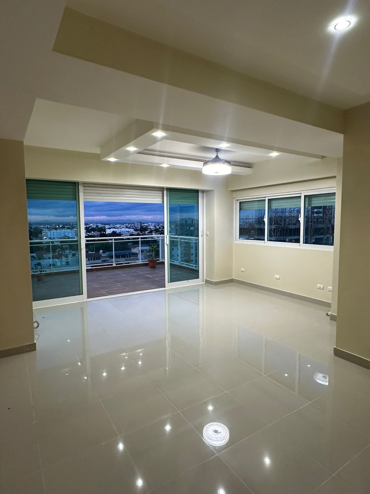 apartamentos - Excelente  apartamento en Torre moderna de Alma Rosa 1ra  3