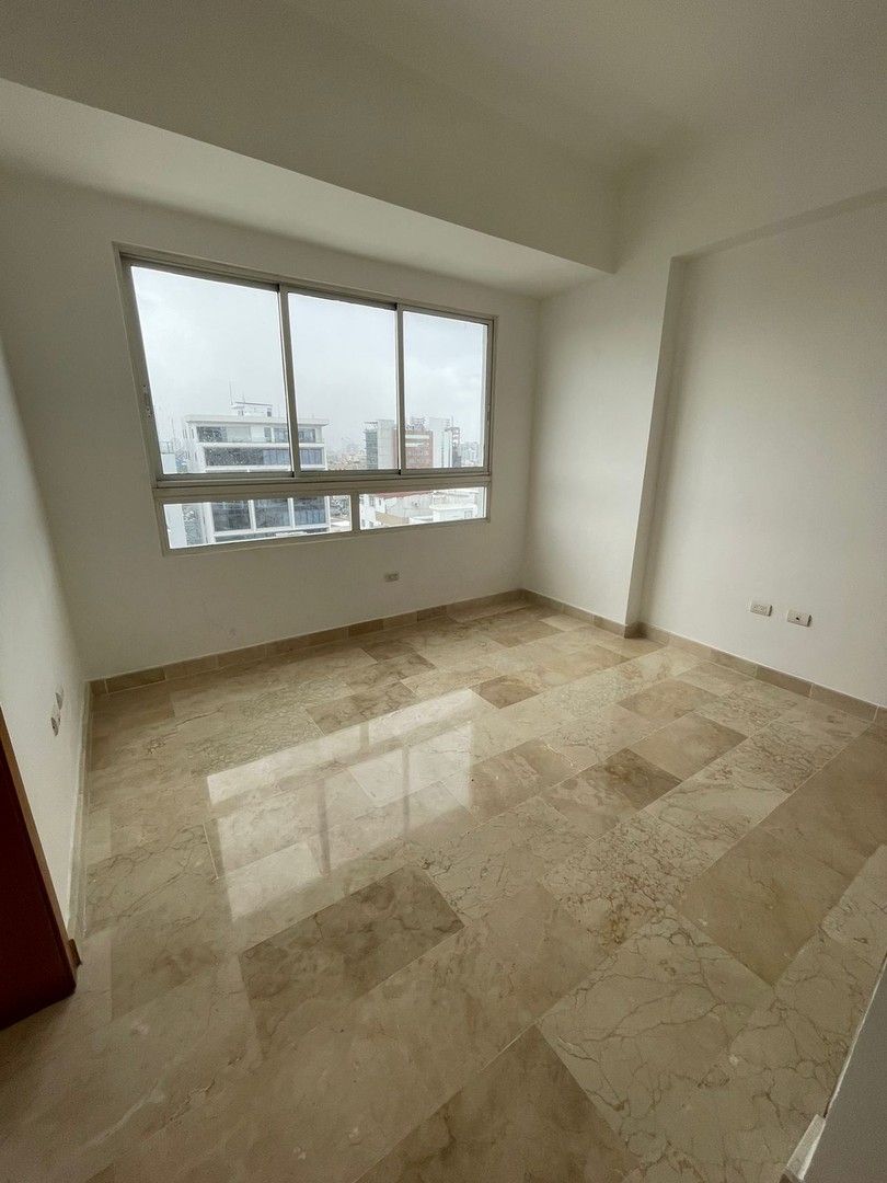 penthouses - Amplio Penthouse de 3 habitaciones y 3 parqueos en Evaristo Morales! / Vista des 6