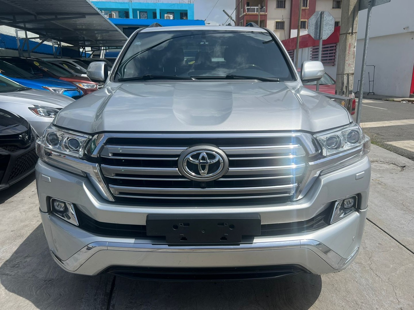 jeepetas y camionetas - Toyota Land Cruiser VXR 2019 9