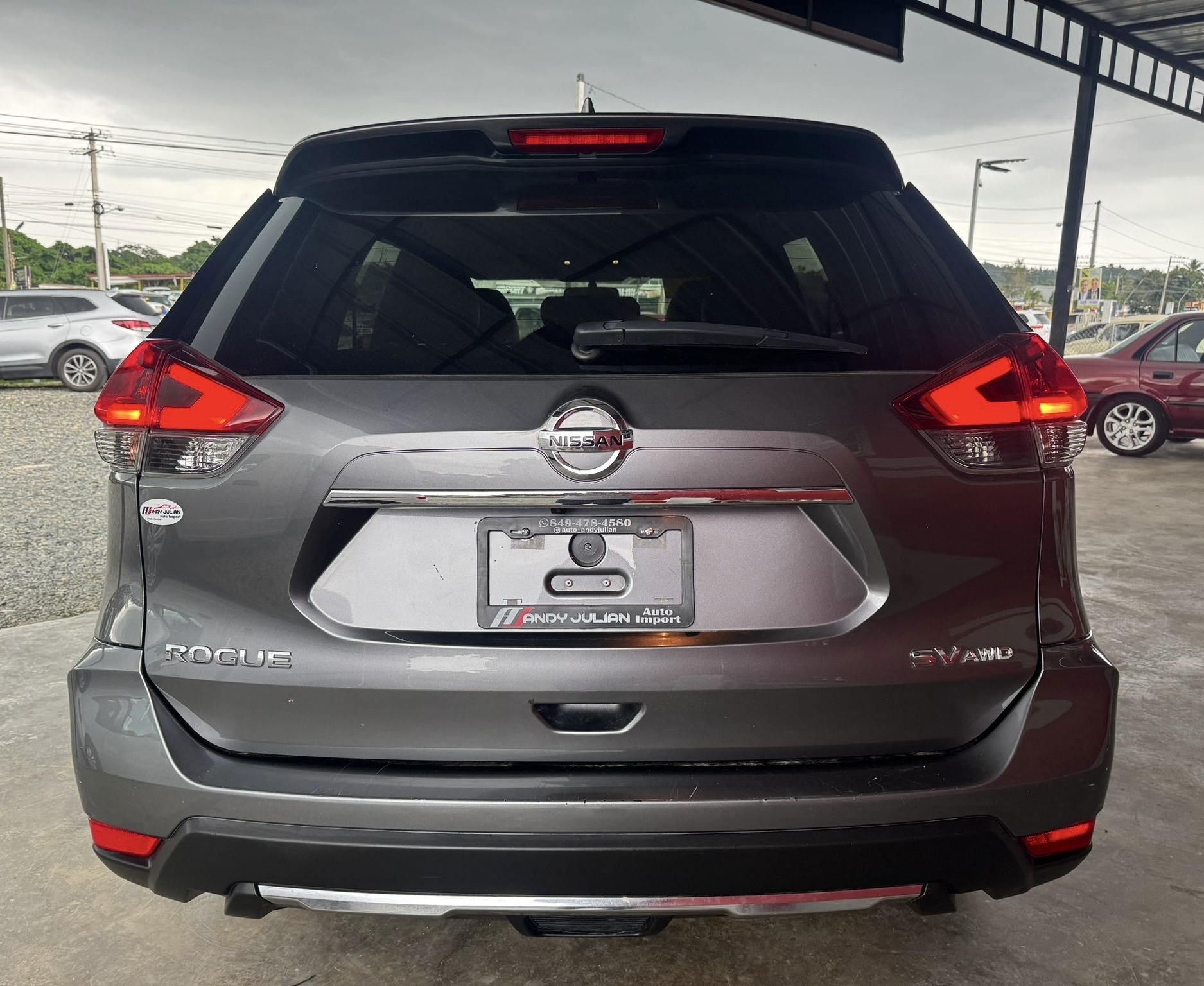 jeepetas y camionetas - Nissan Rogue 2018 AWD - Clean carfax
 5