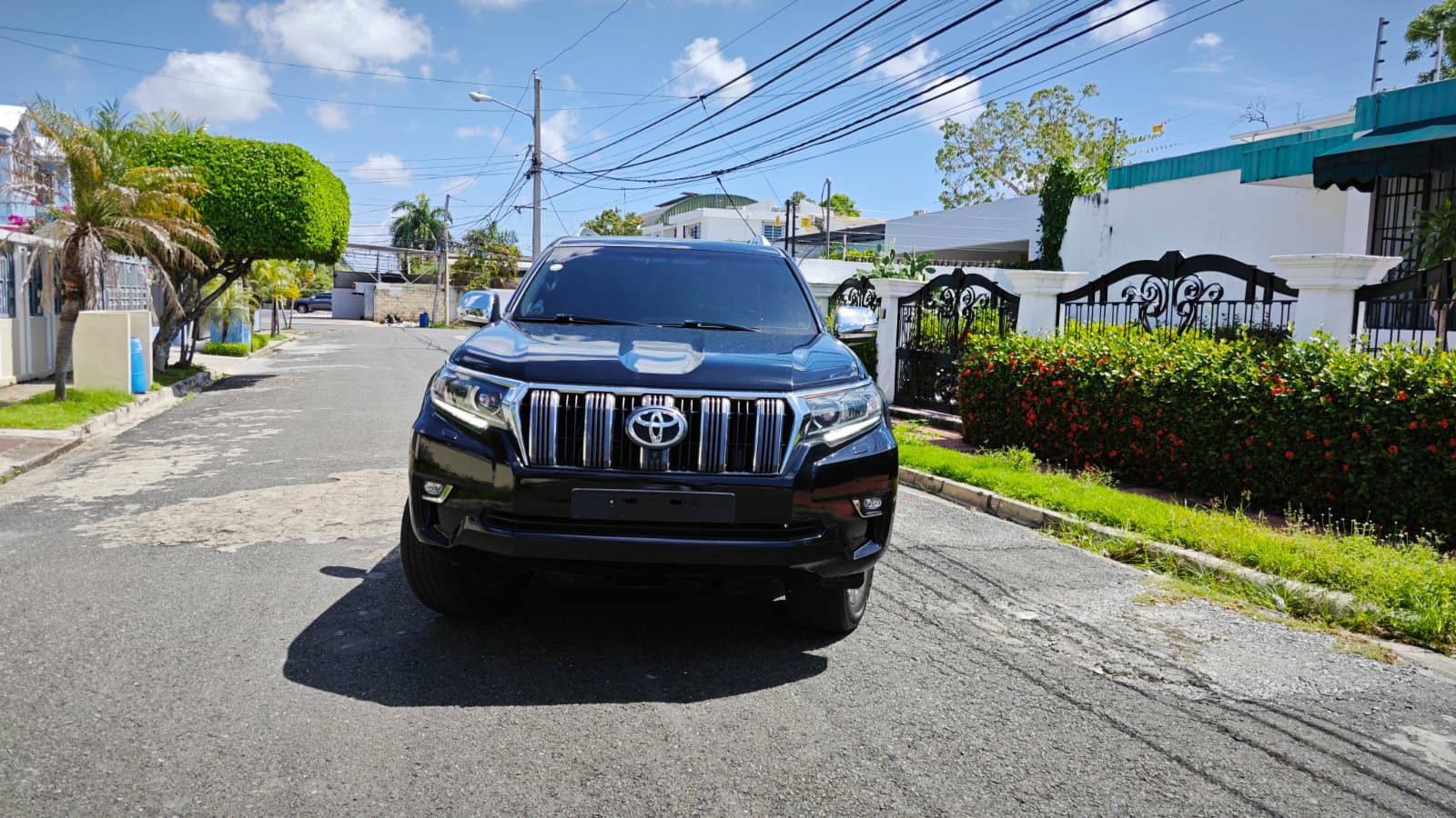 jeepetas y camionetas - Toyota prado 2020 VXL full  2